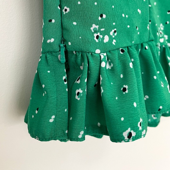 TOPSHOP Green Floral Cami - Picture 6 of 11